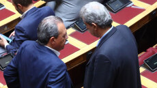 Η επόμενη μέρα στον ΣΥΡΙΖΑ μετά τη διαγραφή Πολάκη: Η «κίτρινη κάρτα», η Επιτροπή Δεοντολογίας και το κόμμα Τσίπρα
