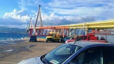 Αυτοκίνητο έπεσε στη θάλασσα στο Ρίο, εντοπίστηκε νεκρός ο οδηγός