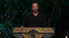 Ο Γιώργος Λιανός ανακοίνωσε το τέλος του Survivor στο συμβούλιο του νησιού - To έπαθλο των 250.000 ευρώ πηγαίνει στον Σταύρο Φλώρο