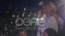 Τα δάκρυα της μητέρας του Ακύλα όταν τον είδε να τραγουδάει στον τελικό της Eurovision, δείτε βίντεο