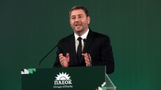 Ανδρουλάκης: «Κακός αντιγραφέας» ο Τσίπρας πυρά για «one man show και ακριβοπληρωμένες επικοινωνιακές καμπάνιες»