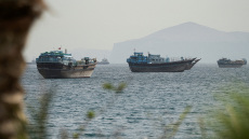 Το Ιράν δεν ελέγχει τα Στενά του Ορμούζ και η κυκλοφορία διεξάγεται κανονικά, λένε οι Αμερικανοί