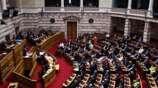 «Εβδομάδα δημοσκοπήσεων» μετά τα νέα κόμματα: Ανεπηρέαστο το προβάδισμα της ΝΔ, ο Τσίπρας καθαρά δεύτερος, μάχη Καρυστιανού με ΠΑΣΟΚ για την τρίτη θέση