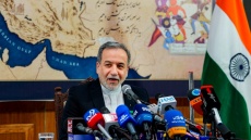 Αραγτσί: «Ο πόλεμος με το Ιράν θα τελειώσει μόνο όταν τελειώσει και στον Λίβανο» 