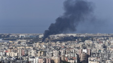 Κλιμάκωση μετά την εκεχειρία: Ισραηλινές επιδρομές στη Βηρυτό και απειλές από την Τεχεράνη για οδυνηρή απάντηση