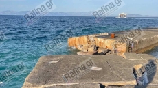Δείτε βίντεο και φωτογραφίες από τον σπασμένο λιμενοβραχίονα στη Ραφήνα μετά την πρόσκρουση πλοίου