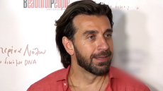 Θάνος Πετρέλης: Θα δεχτώ το κοπλιμέντο ότι μοιάζω με αρχαίο Έλληνα
