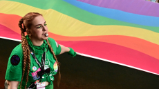 Με κεντρικό μήνυμα «σε αφορά» το Athens Pride, το Σάββατο η πορεία