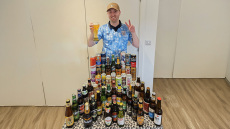 Η απίθανη συλλογή μπύρας από Άγγλο οπαδό: Αγόρασε μια από κάθε χώρα που συμμετέχει στο Μουντιάλ του 2026