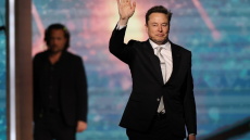 H SpaceX «εκτοξεύεται» με ιστορική δημόσια εγγραφή και αποτίμηση $1,8 τρισ., ο Ελον Μασκ στα όρια να γίνει ο πρώτος τρισεκατομμυριούχος