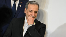 «Μια συμφωνία ΗΠΑ-Ιράν δεν ήταν ποτέ τόσο κοντά» λέει ο Αραγτσί και στέλνει μήνυμα στα μέσα ενημέρωσης να μην κάνουν  εικασίες