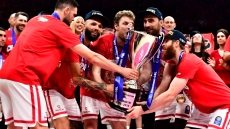 Η παρακάμερα του 5ου τελικού της Basket League: Πάθος, δίψα και αποθέωση για τον Ολυμπιακό στο ΣΕΦ, βίντεο 