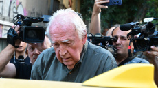 «Ήττα της Δημοκρατίας και πολιτικός ρεβανσισμός»: Η Έλενα Ακρίτα κατά πάντων για την επιστροφή Γιωτόπουλου στη φυλακή