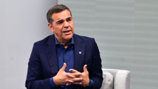 «Τώρα Μιλάμε»: Η εκκίνηση για την προεκλογική καμπάνια Τσίπρα από την Νίκαια και μια... απαγορευμένη λέξη