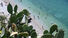 Καλοκαιρινός ο καιρός και σήμερα με θερμοκρασίες έως 35 βαθμούς, πού θα βρέξει
