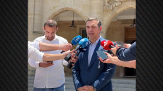 Τσίπρας και Χριστοδουλίδης συναντήθηκαν στην Κύπρο και συζήτησαν για τις τελευταίες γεωπολιτικές εξελίξεις 