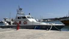 Νέα επιχείρηση διάσωσης 38 μεταναστών νότια της Γαύδου που επέβαιναν σε λέμβο, μεταφέρθηκαν στη Σούδα