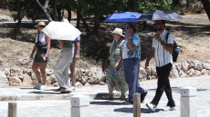 Γιατί η Δυτική Ευρώπη βιώνει διαδοχικούς καύσωνες, πώς επηρεάζεται η Ελλάδα