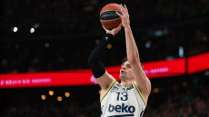 Πρωταθλήτρια Τουρκίας η Φενέρ, 77-75 την Μπεσίκτας στο «αντίο» του Ντε Κολό: Αδιανόητη πάσα του Μπάλντγουιν στο τρίποντο τίτλου του Μπιμπέροβιτς, βίντεο
