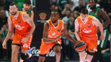 Πρωταθλήτρια Ισπανίας η Βαλένθια με MVP τον Μοντέρο, 108-84 εκτός έδρας την Μπαρτσελόνα στον 4ο τελικό, βίντεο 