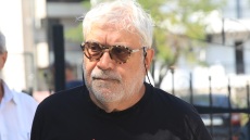 Ο Πιατάς απάντησε στον Σμαραγδή για τους θανάτους του Μουστάκα και του Ψάλτη: Να καταργήσουμε και το αστείο;