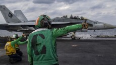 Νέα αμερικανική επίθεση κατά του Ιράν: Άμεσα αντίποινα με πυραύλους και drone σε Κουβέιτ και Μπαχρέιν από την Τεχεράνη