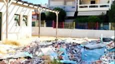 Στον Γέρακα κατεδαφίζουν καινούργιο βρεφονηπιακό σταθμό για να κατασκευάσουν έναν... ολοκαίνουργιο, επειδή χτίστηκε με παλαιότερες προδιαγραφές