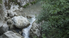 Σε εξέλιξη επιχείρηση ανάσυρσης άνδρα χωρίς τις αισθήσεις του από το φαράγγι Τρύφου στην Βόνιτσα 