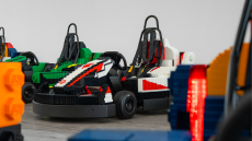 Με μονοθέσια φτιαγμένα από 28.000 τουβλάκια Lego θα τρέξουν οι οδηγοί της Formula 1 στο grand prix του Σίλβερστοουν