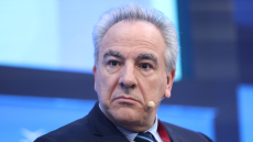 «Υβριδική επίθεση με χρήση AI, δεν διέρρευσαν απόρρητα», λένε από την κυβέρνηση για το χτύπημα Ρώσων φαρσέρ στον Θάνο Ντόκο
