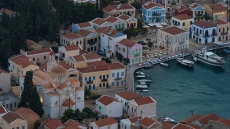 Καστελόριζο: Μήνυση ιδιοκτήτη ταβέρνας οδήγησε τον 33χρονο γιατρό στο Τμήμα, τι λέει ο δήμαρχος