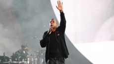Ο Jay-Z πρόσθεσε το Λονδίνο στους σταθμούς της επετειακής του περιοδείας για τα 30 χρόνια καριέρας