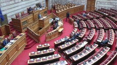 Αντίθετοι με το ασυμβίβαστο βουλευτή και υπουργού τέσσερις βουλευτές της ΝΔ
