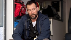 Νόα Γουάιλ για τις 25 υποψηφιότητες του «The Pitt» στα βραβεία Emmy: Είναι σαν ένα δώρο που συνεχίζει να δίνει, νιώθω δικαιωμένος