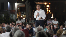 Τσίπρας από Λέσβο: Η χώρα έχει τρία μεγάλα βάρη, ακρίβεια, διαφθορά και κρίση στους θεσμούς