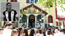 Στα λευκά το αντίο στην 15χρονη Άννα-Μαρία που σκοτώθηκε σε τροχαίο στη Θεσσαλονίκη, «αντίο στο πιο όμορφο κορίτσι»