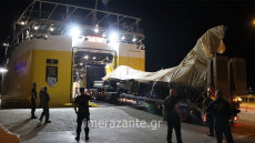 Μεταφέρθηκε με πλοίο το F-16 που έκανε αναγκαστική προσγείωση στο αεροδρόμιο Ζακύνθου, δείτε βίντεο και φωτογραφίες
