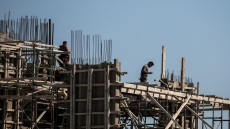 ΕΛΣΤΑΤ: Ετήσια αύξηση 11,4% στις οικοδομικές άδειες τον Απρίλιο