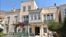 Νέα πνοή στο Αρχοντικό Βουβάλη: Ξεκινά η αποκατάσταση του ιστορικού μνημείου της Καλύμνου, δείτε εικόνες