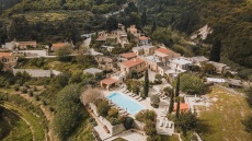 Καψαλιανά: Το χωριό που αναγεννήθηκε μέσα από τη φιλοξενία και τη γαστρονομία