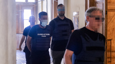 Εγώ έτρωγα εκείνη την ώρα, χτύπησε το κουδούνι νομίζοντας ότι έλειπα: Η απολογία του 41χρονου για τον θάνατο της διασώστριας στη Σύρο 