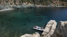 Κυρά Παναγιά: Ανάμεσα στο βαθύ μπλε του βορείου Αιγαίου και στο γαλάζιο του ουρανού