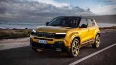 Jeep Avenger: Το SUV που προσαρμόζεται...