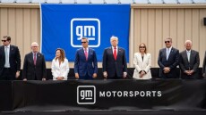 Ο Τραμπ παρήγγειλε 250 SUV για την ασφάλειά του - Ποια είναι αυτά;