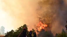Πολύ υψηλός κίνδυνος πυρκαγιάς αύριο (4/8) σε Αττική, Χίο και Εύβοια
