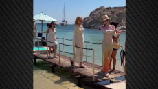 Νικόλ Κίντμαν και Κέιτι Πέρι στη Μύκονο, δείτε βίντεο