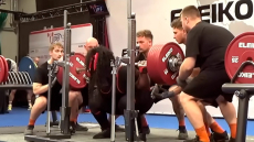 Σάλος στη Λιθουανία από σαμποτάζ σε προσπάθεια ρεκόρ powerlifting από Βελγίδα: «Είμαι ρατσιστής και το έκανα επίτηδες» έγραψε ο δράστης