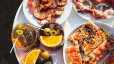 5 ανατρεπτικοί συνδυασμοί που μας εκπλήσσουν γευστικά στην Αθήνα