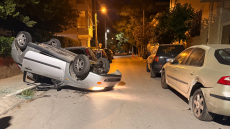 Τροχαίο στο Χαλάνδρι: Αυτοκίνητο ανατράπηκε, δείτε βίντεο και φωτογραφίες