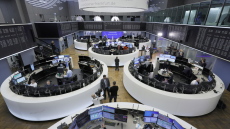 Παγκόσμιο sell-off στα ομόλογα: Γιατί ανέβηκαν οι αποδόσεις και τι φοβούνται οι αγορές